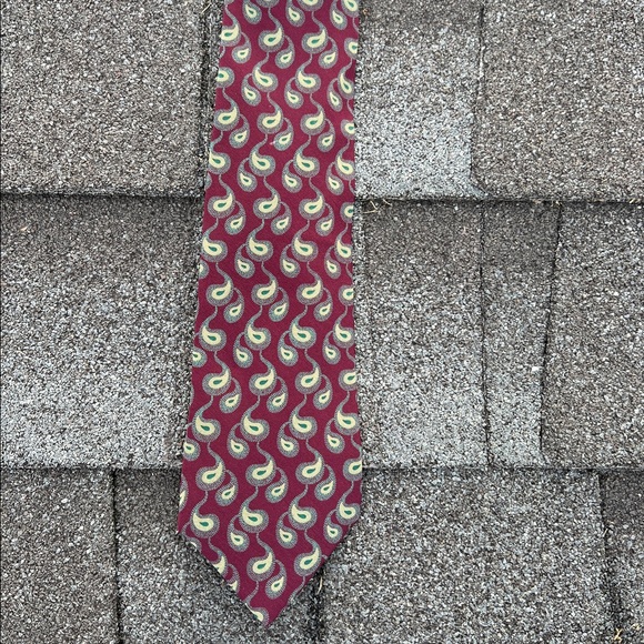 Giorgio Armani Other - VGUC Vintage Giorgio Armani Cravatte silk tie
